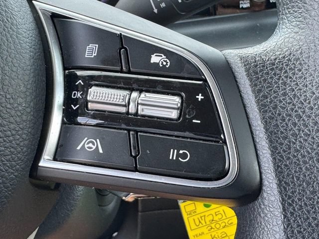 Used 2026 Kia Seltos LX FWD image 23