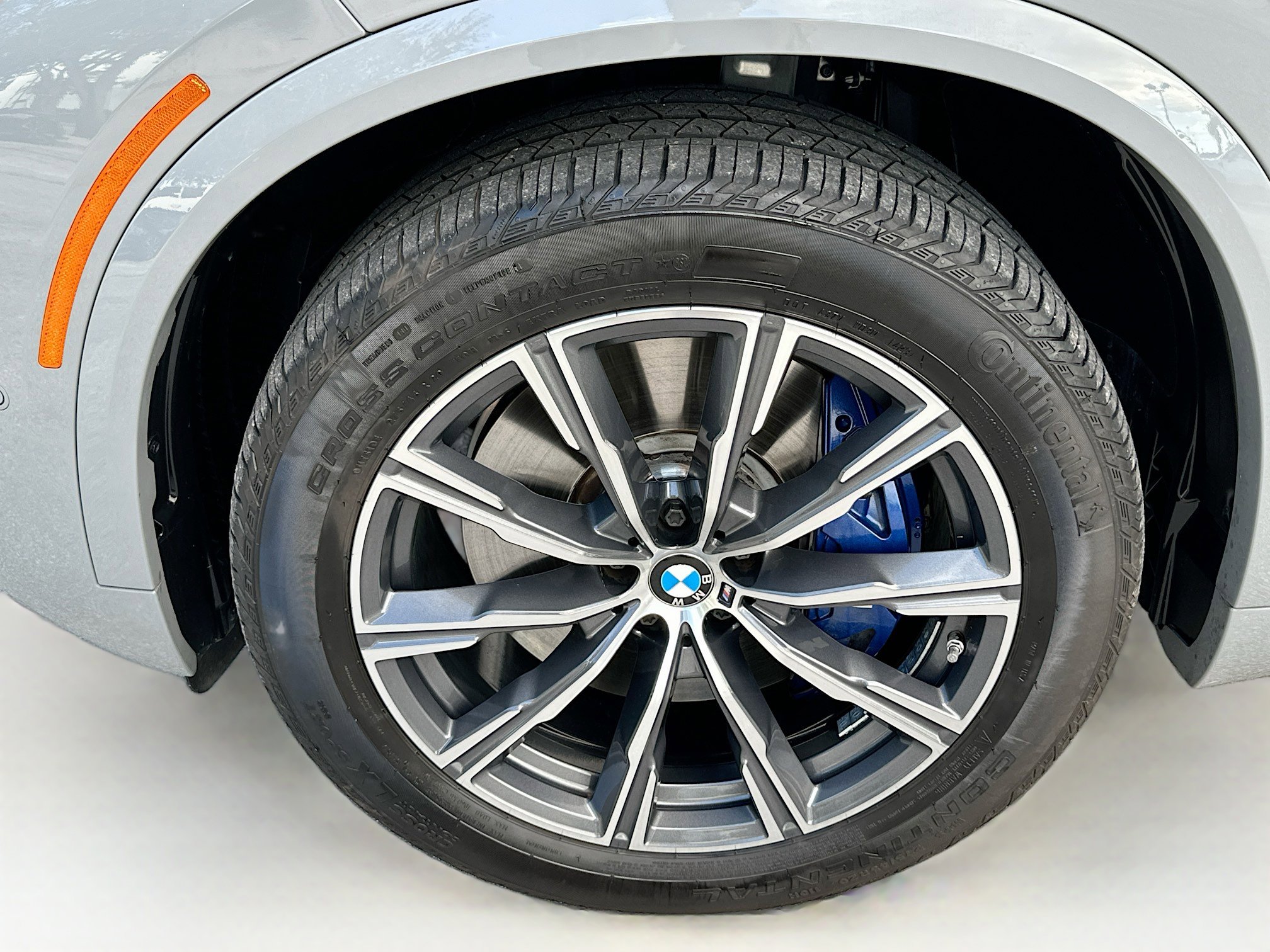 Used 2024 BMW X5 M60i image 35