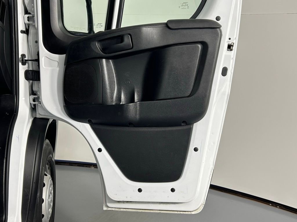 Used 2023 RAM ProMaster 2500 image 9