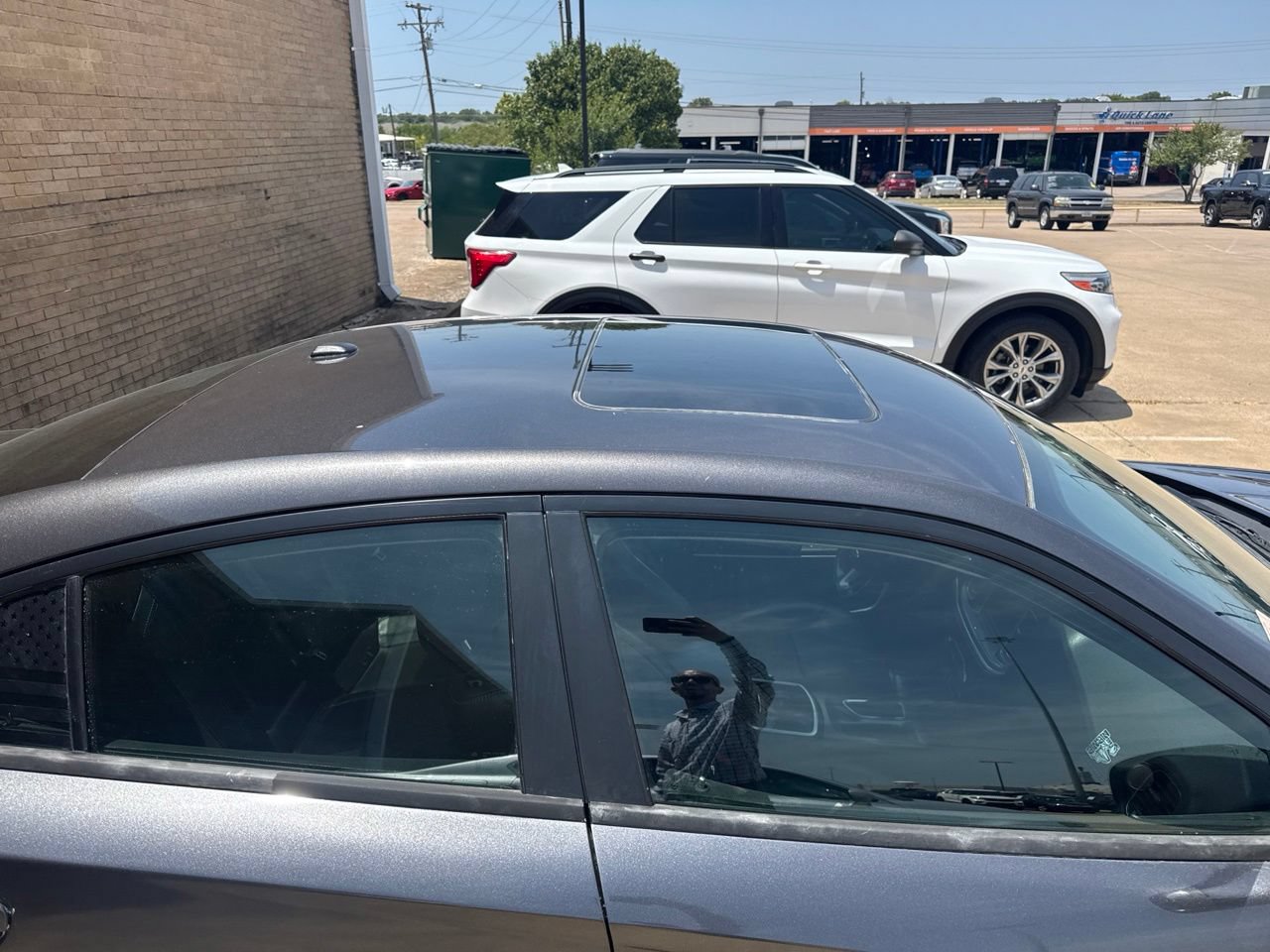 Used 2019 Dodge Charger SXT w/ Leather Interior Group RWD image 4