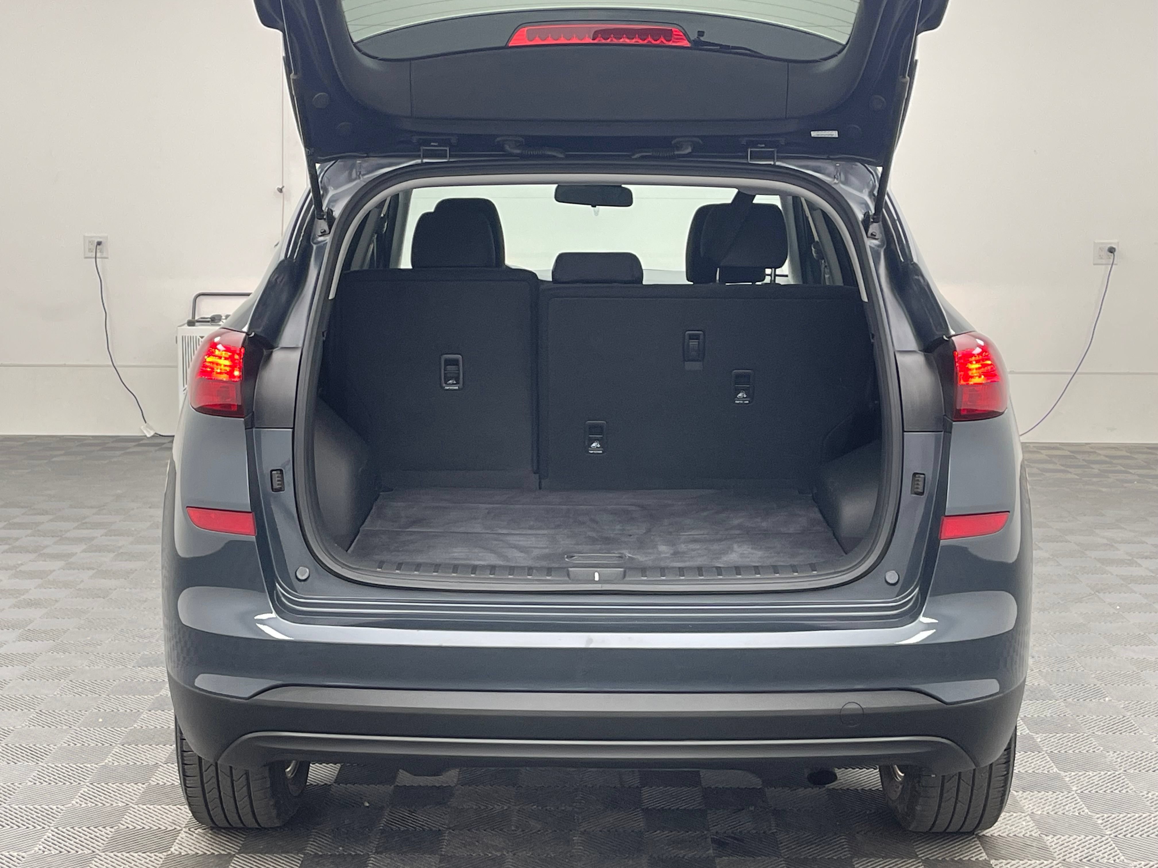 Used 2021 Hyundai Tucson SE FWD image 8