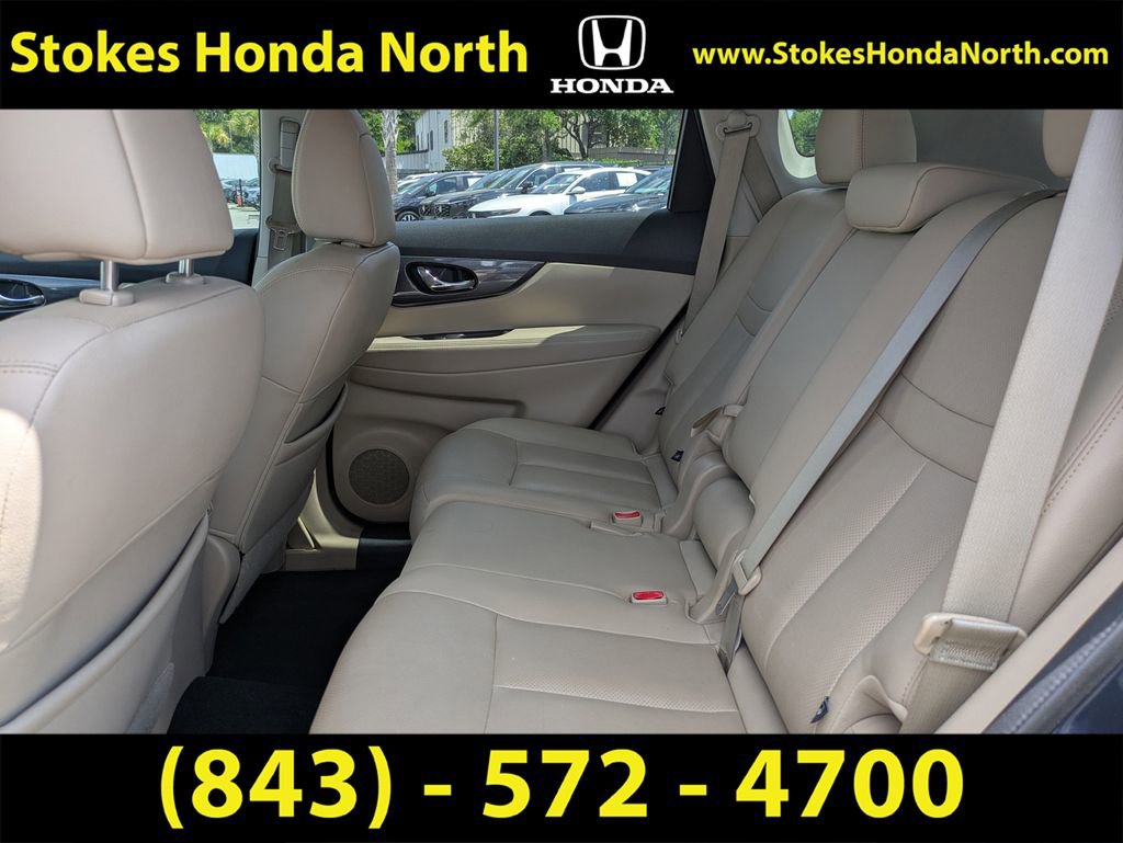 Used 2016 Nissan Rogue SL w/ SL Premium Package image 21