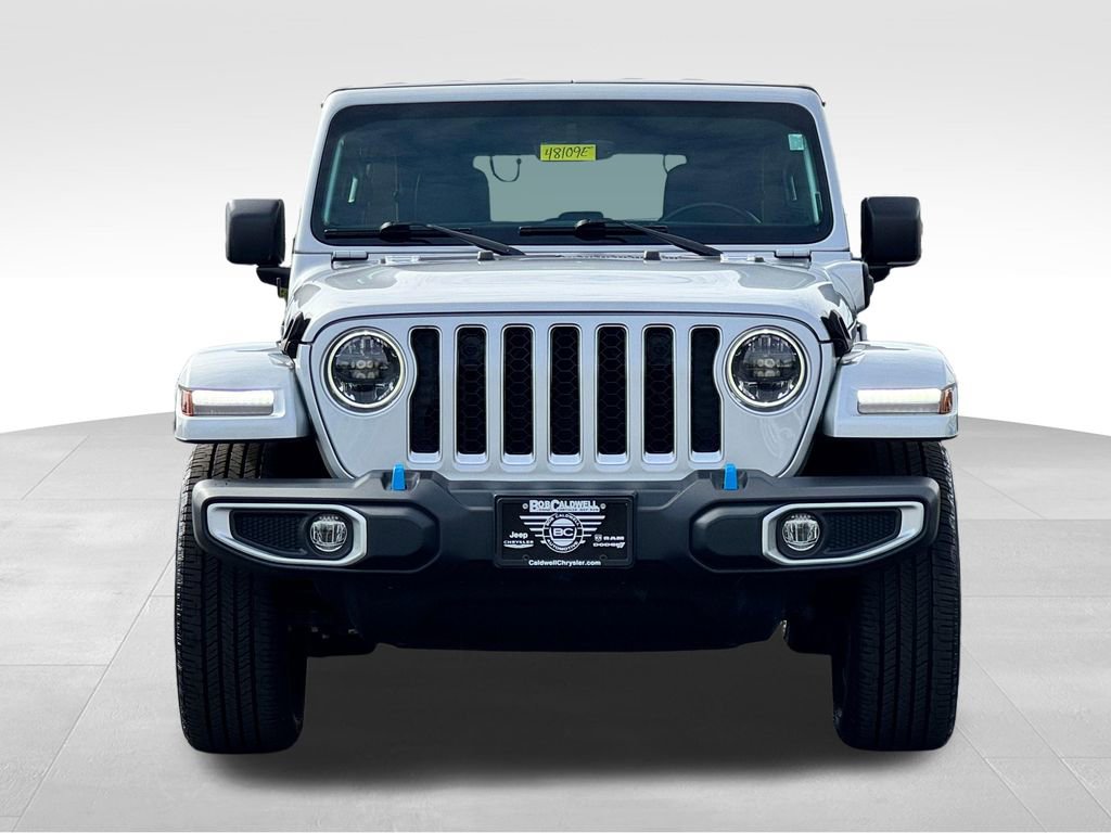 Used 2023 Jeep Wrangler Unlimited Sahara w/ Cold Weather Group AWD/4WD video 2
