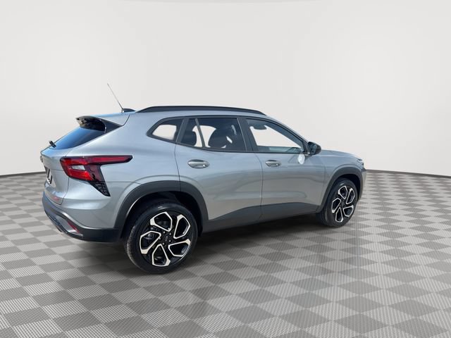 New 2026 Chevrolet Trax RS w/ Sunroof Package FWD image 16