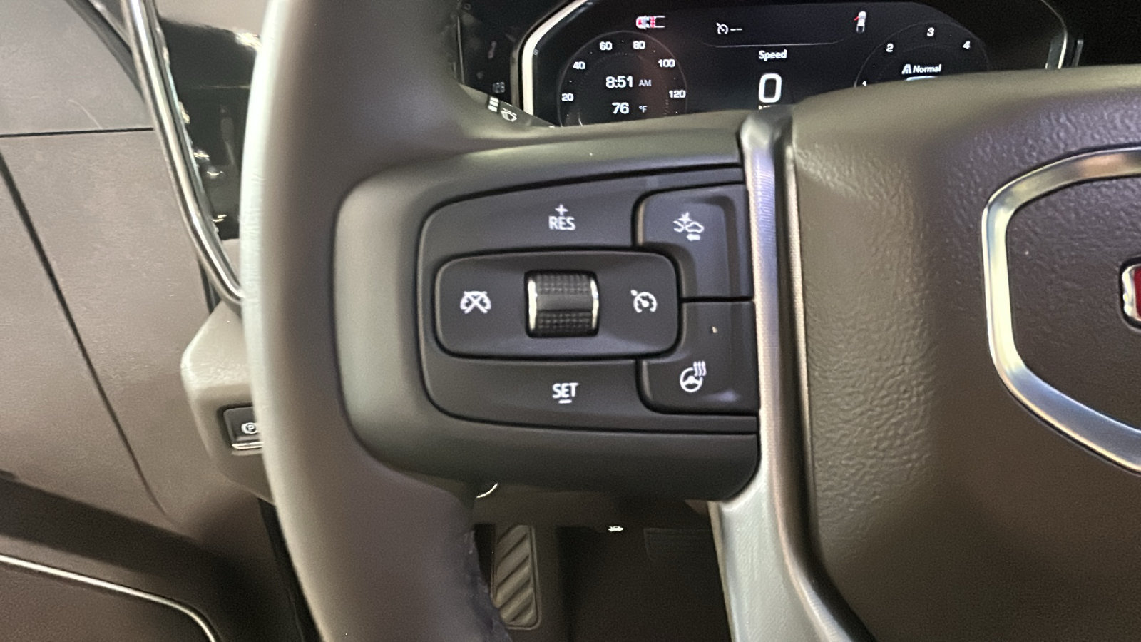 New 2026 GMC Sierra 1500 SLE AWD/4WD image 17