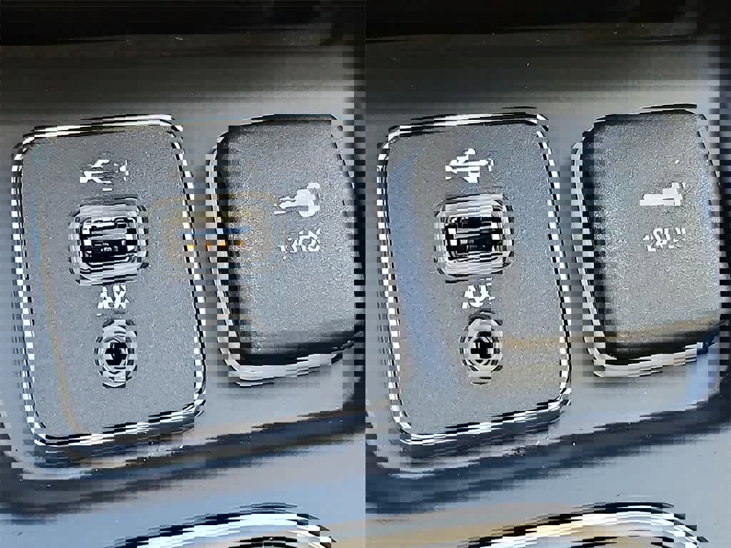 Used 2022 Jeep Cherokee Latitude Lux image 21