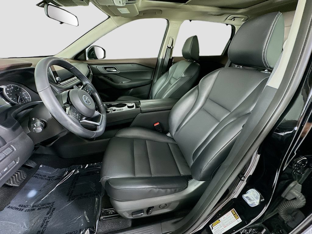 Used 2021 Nissan Rogue SV w/ Premium Package AWD/4WD image 5