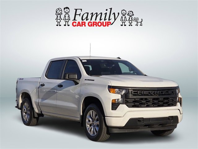 Used 2024 Chevrolet Silverado 1500 Custom w/ LPO, Dark Essentials Package image 2