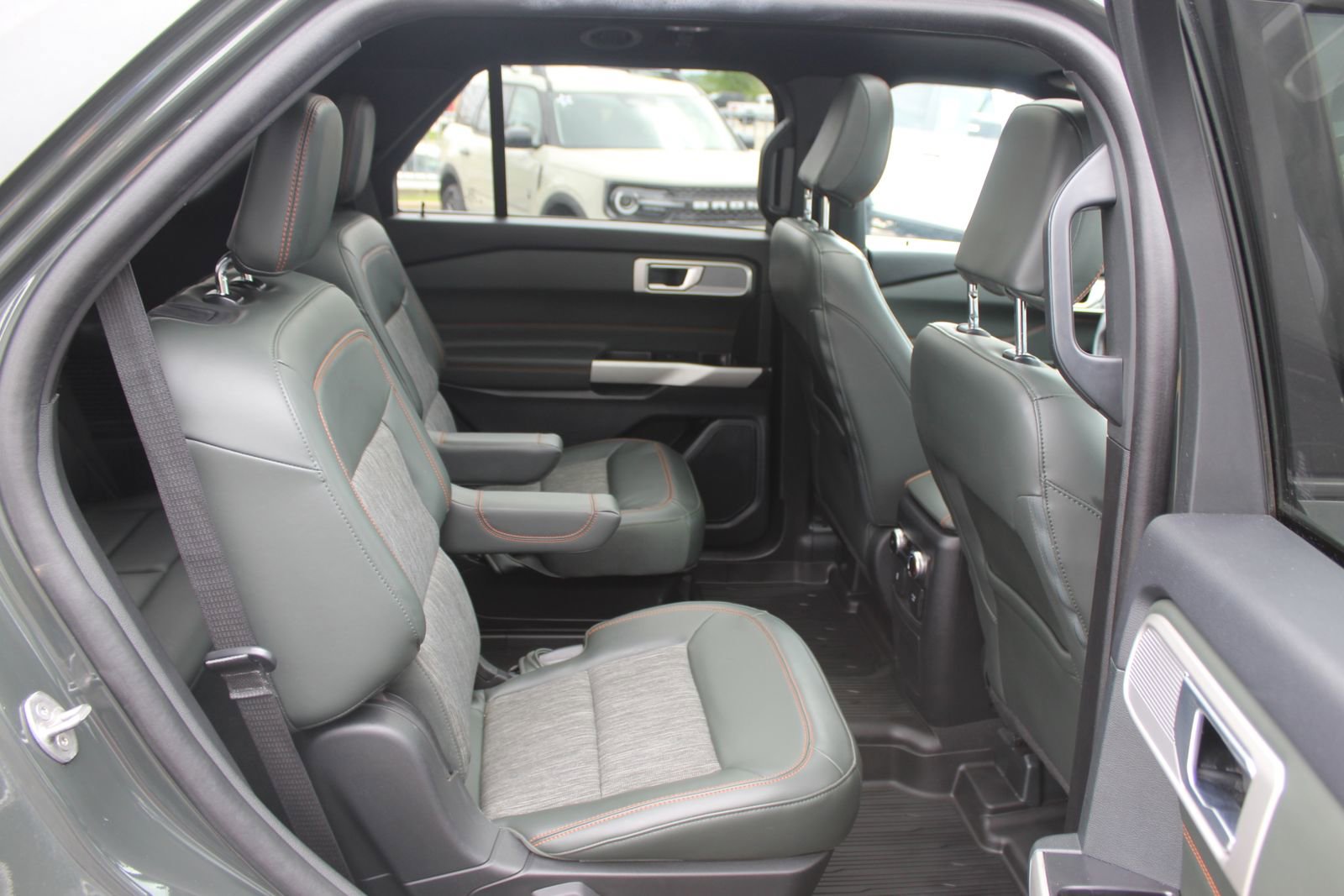 Used 2023 Ford Explorer Timberline w/ Timberline Technology Package AWD/4WD image 14