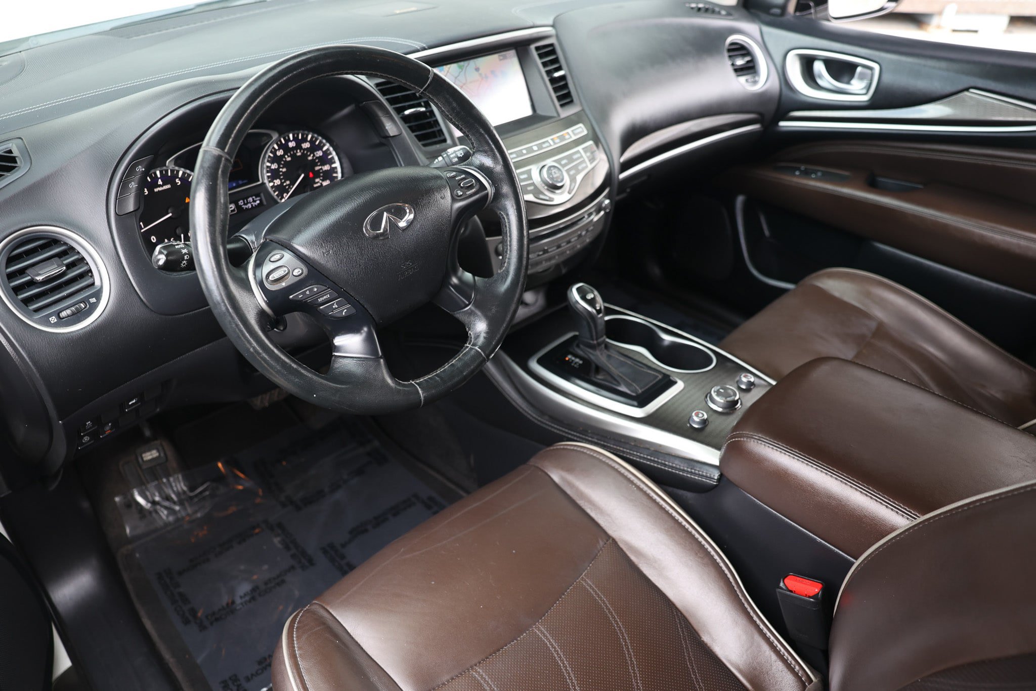 Used 2019 INFINITI QX60 Luxe w/ Essential Package FWD image 6
