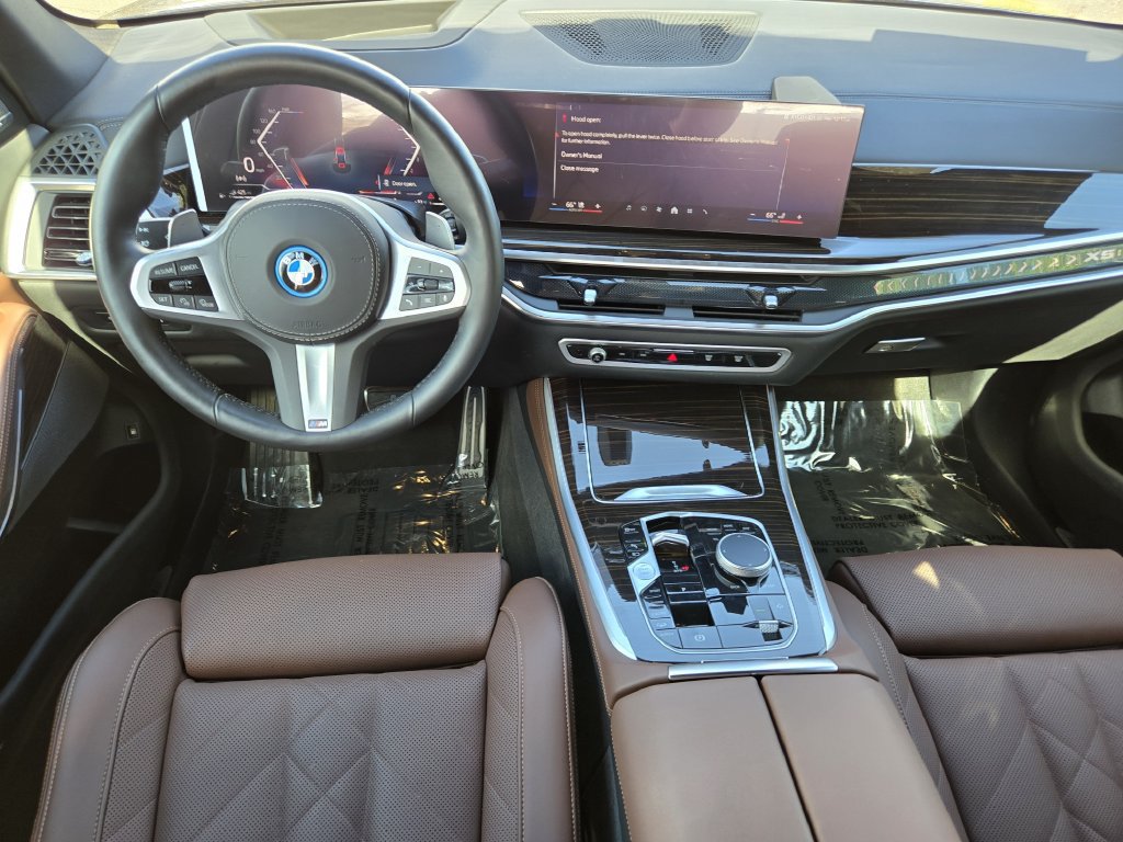Certified 2026 BMW X5 xDrive50e w/ M Sport Package AWD/4WD image 29