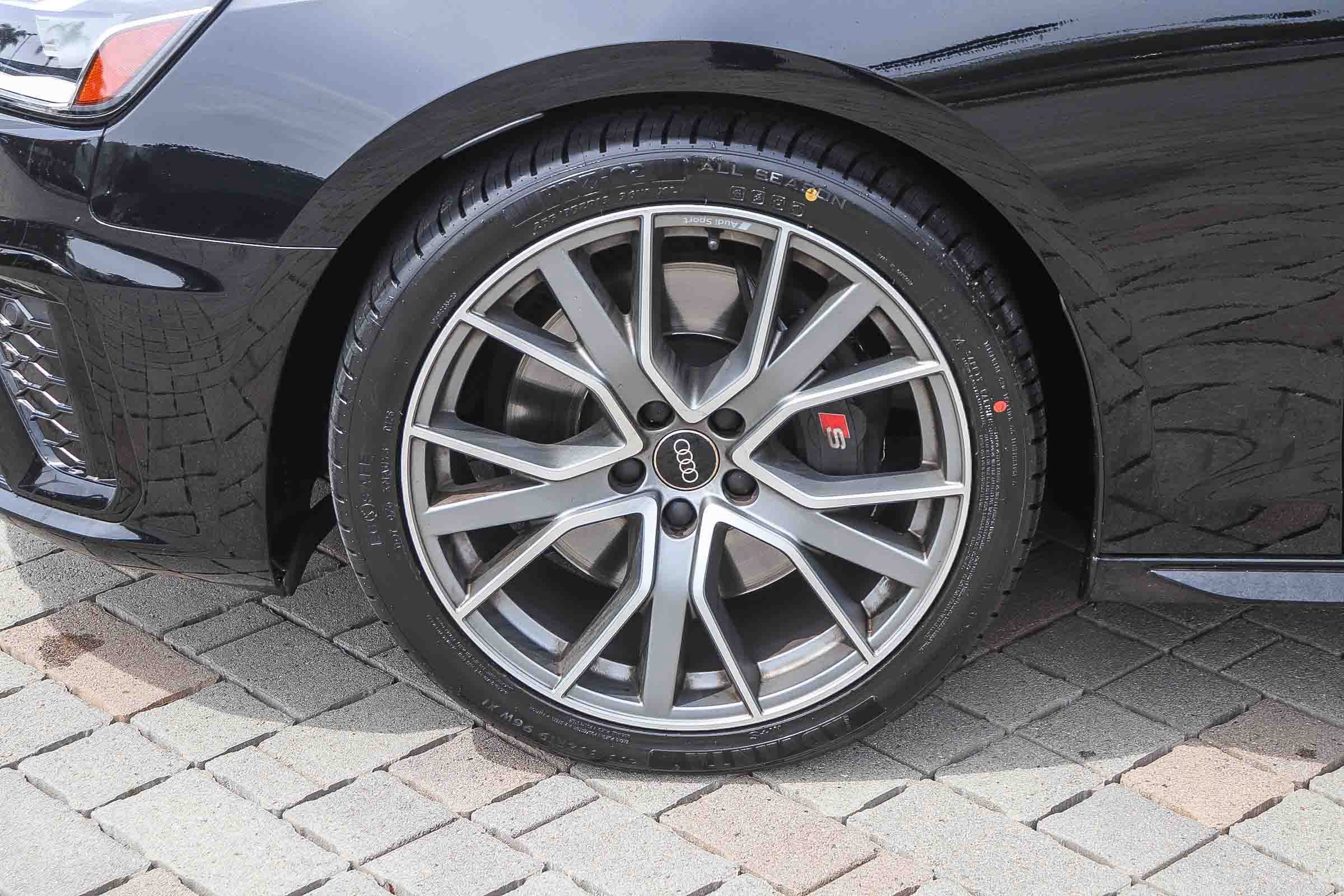 Used 2024 Audi S4 Premium Plus image 16