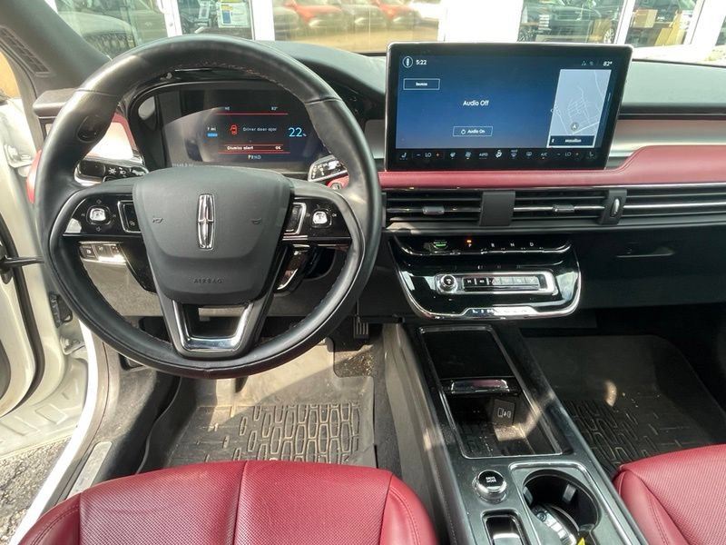 Used 2024 Lincoln Corsair Grand Touring w/ Equipment Group 301A AWD/4WD image 9