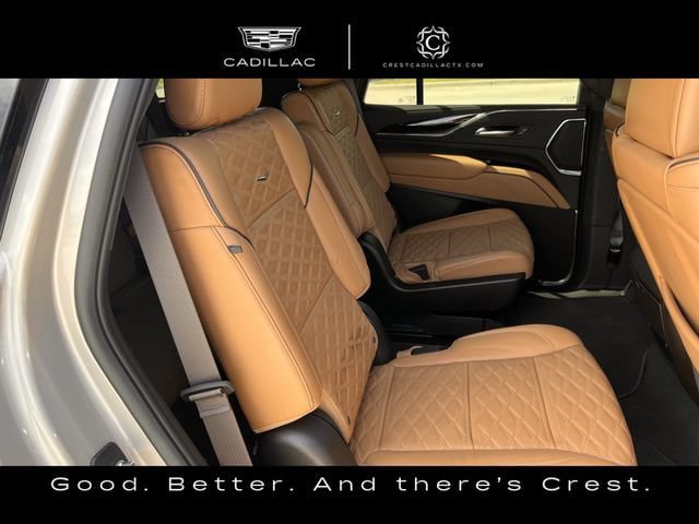 Certified 2024 Cadillac Escalade Premium Luxury w/ Performance Package AWD/4WD image 32