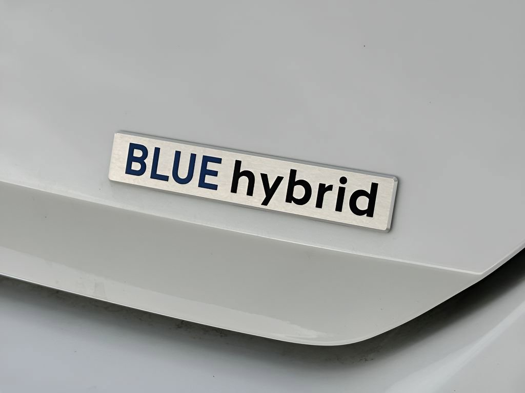 New 2025 Hyundai Elantra Blue image 8