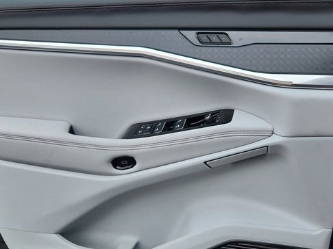New 2025 Jeep Wagoneer S Limited AWD/4WD image 17