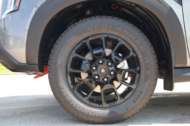 New 2026 Nissan Armada PRO-4X AWD/4WD image 8