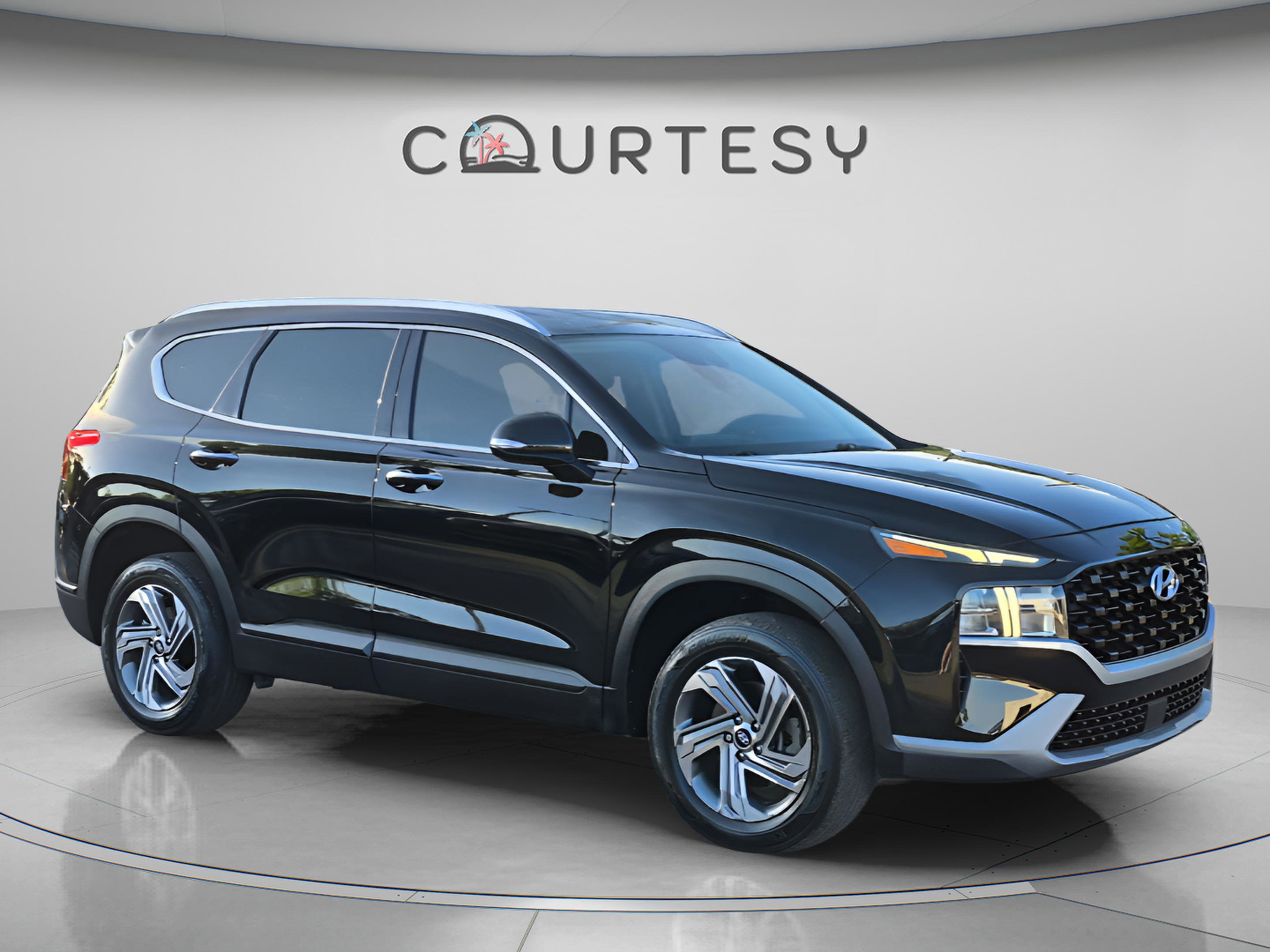 Certified 2023 Hyundai Santa Fe SEL w/ Cargo Package AWD/4WD image 7