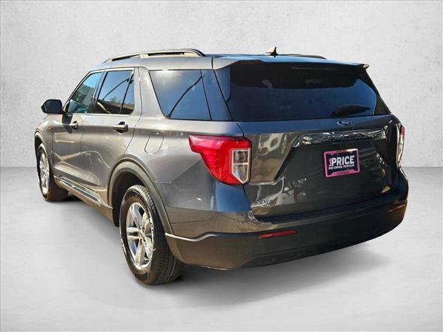 Used 2022 Ford Explorer XLT image 8