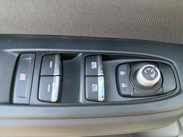 Used 2025 Subaru Forester Premium image 23