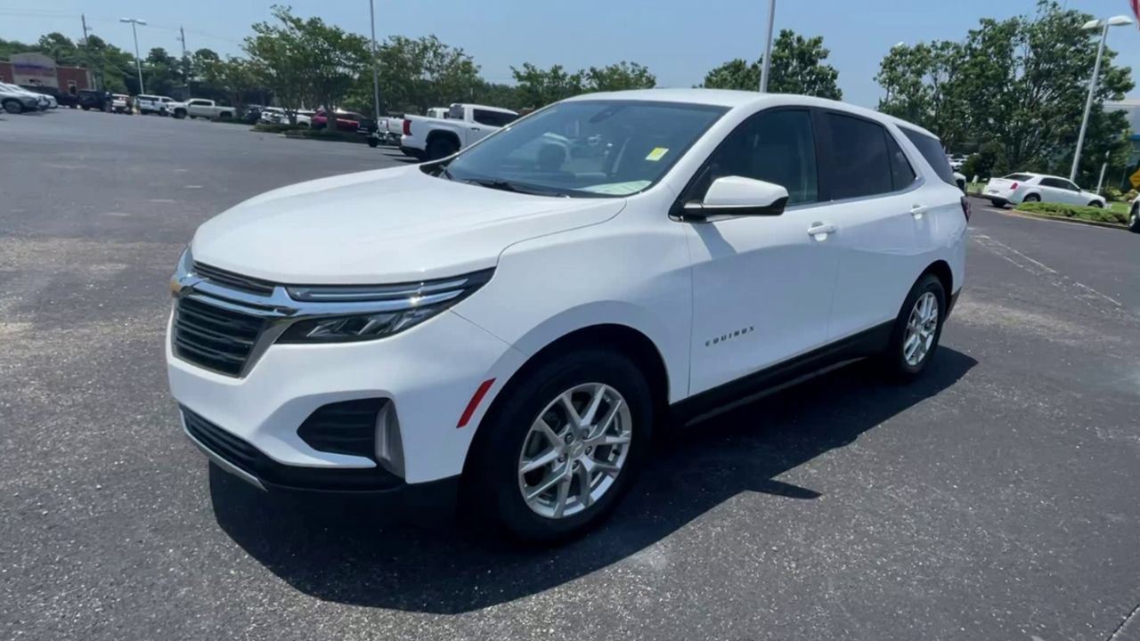 Used 2022 Chevrolet Equinox LT FWD image 4