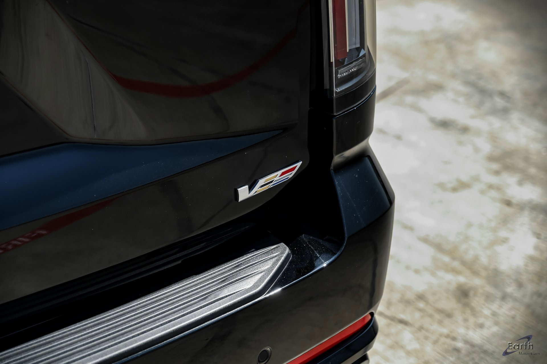 Used 2025 Cadillac Escalade V image 19