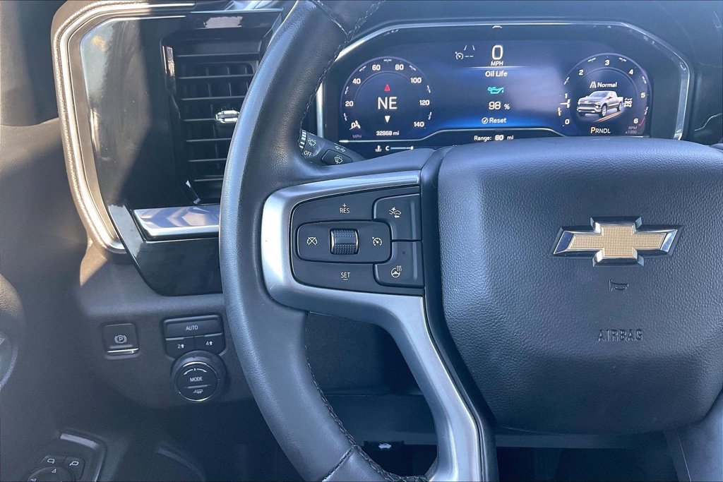 Used 2024 Chevrolet Silverado 1500 LT AWD/4WD image 13