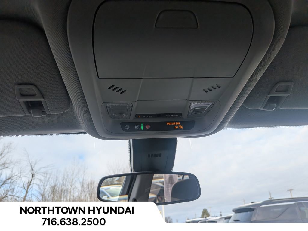 Used 2022 Chevrolet Equinox LT image 24