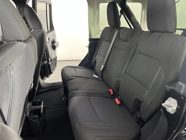 Used 2023 Jeep Wrangler Unlimited Sport AWD/4WD image 37