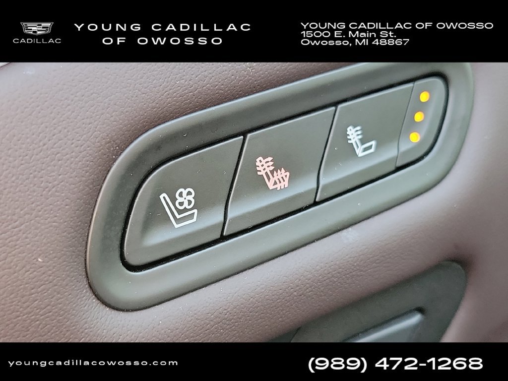 Used 2024 Cadillac Escalade Sport Platinum w/ LPO, ONYX Package AWD/4WD image 26