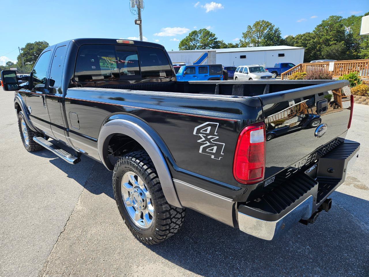 Used 2011 Ford F250 Lariat w/ Lariat Interior Pkg AWD/4WD image 4