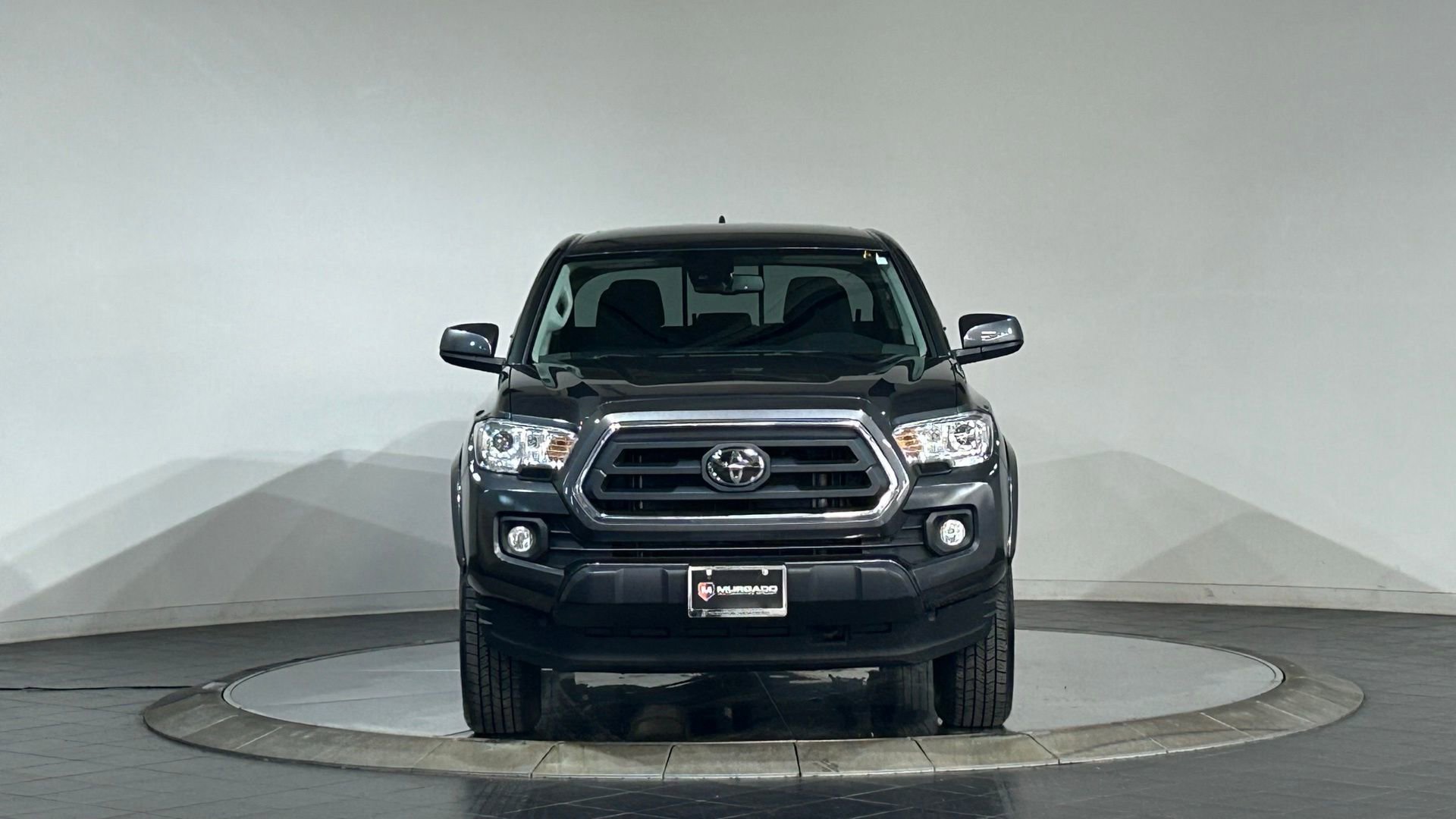 Used 2023 Toyota Tacoma SR5 AWD/4WD image 3