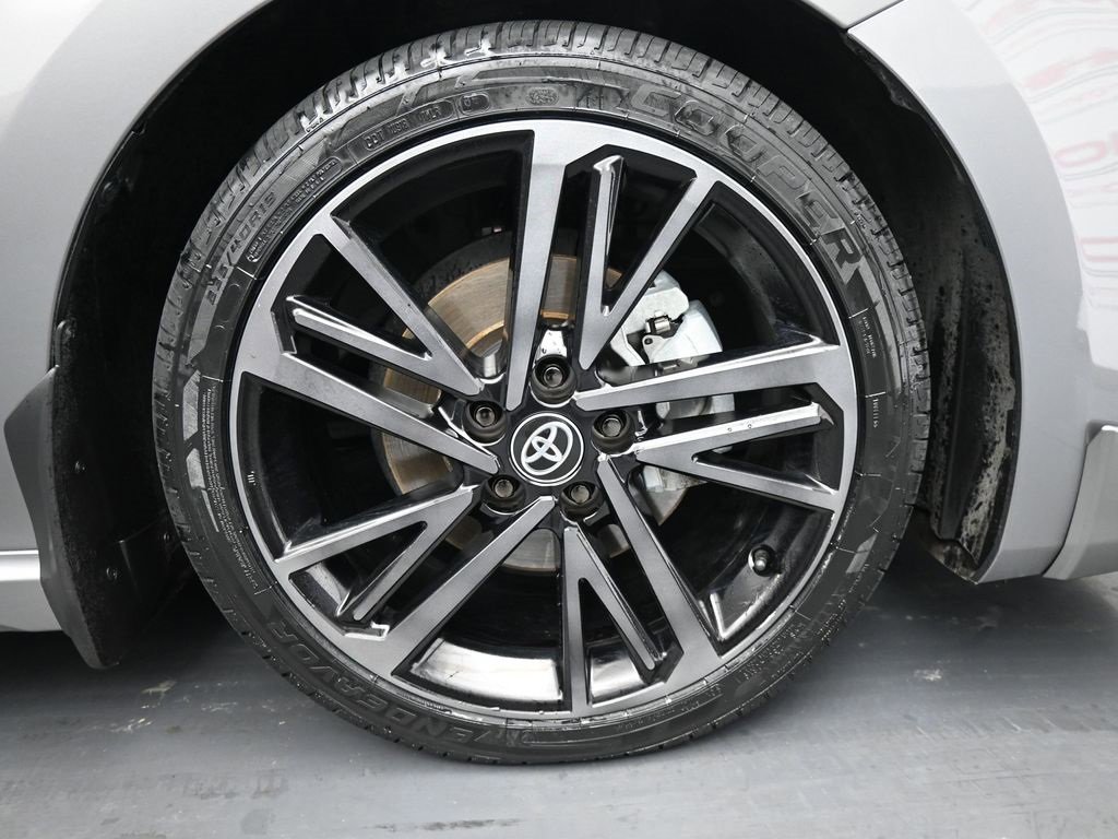 Used 2025 Toyota Camry XSE image 11