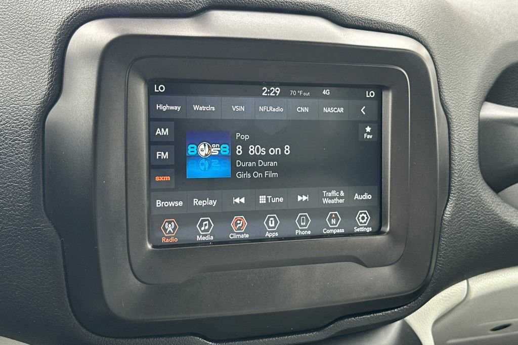 Used 2021 Jeep Renegade Latitude image 21