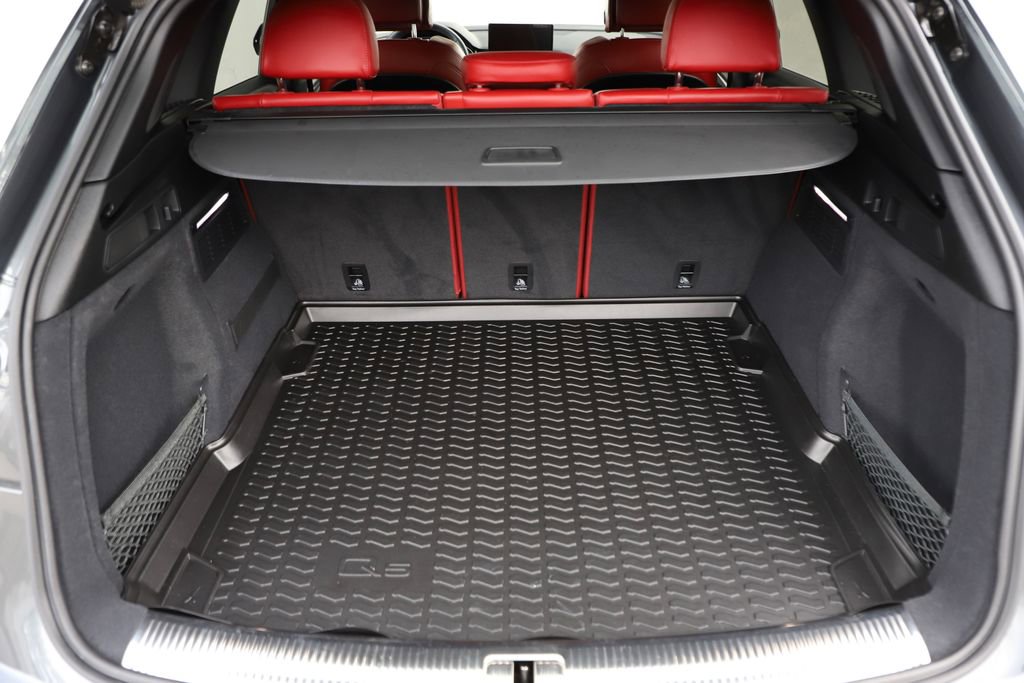Used 2024 Audi SQ5 Premium Plus image 13