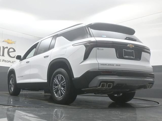 New 2026 Chevrolet Traverse LT w/ LPO, Floor Liner Package AWD/4WD image 5