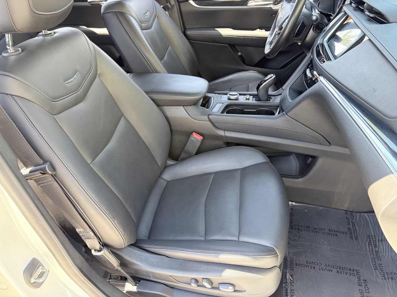 Certified 2024 Cadillac XT5 Premium Luxury FWD image 11