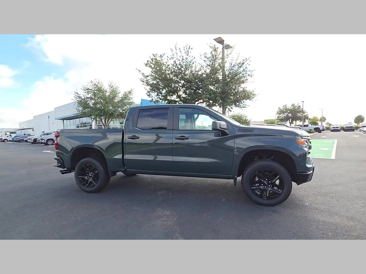New 2026 Chevrolet Silverado 1500 Custom Trail Boss w/ Dark Appearance Package AWD/4WD image 17