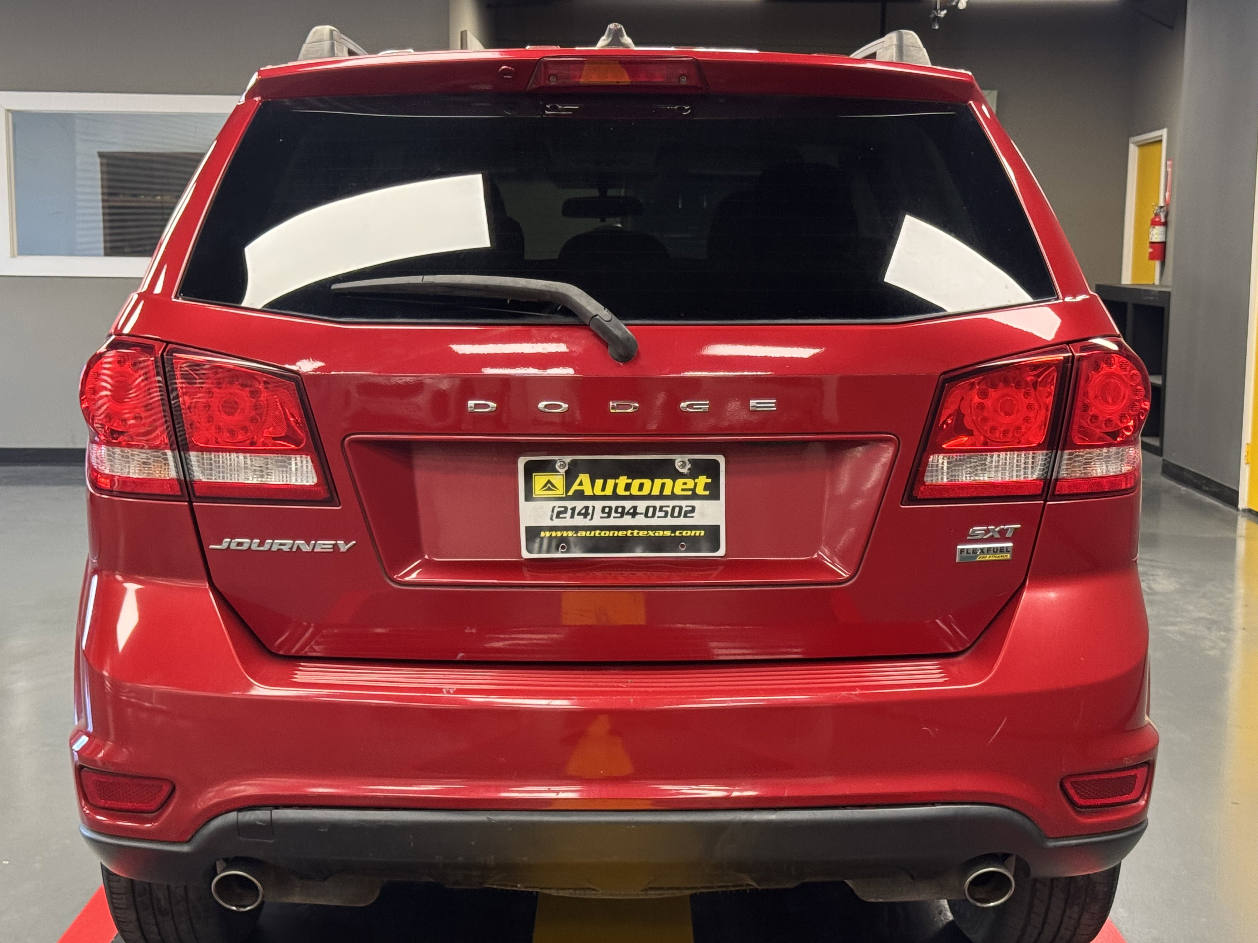 Used 2015 Dodge Journey SXT w/ Flexible Seating Group image 6