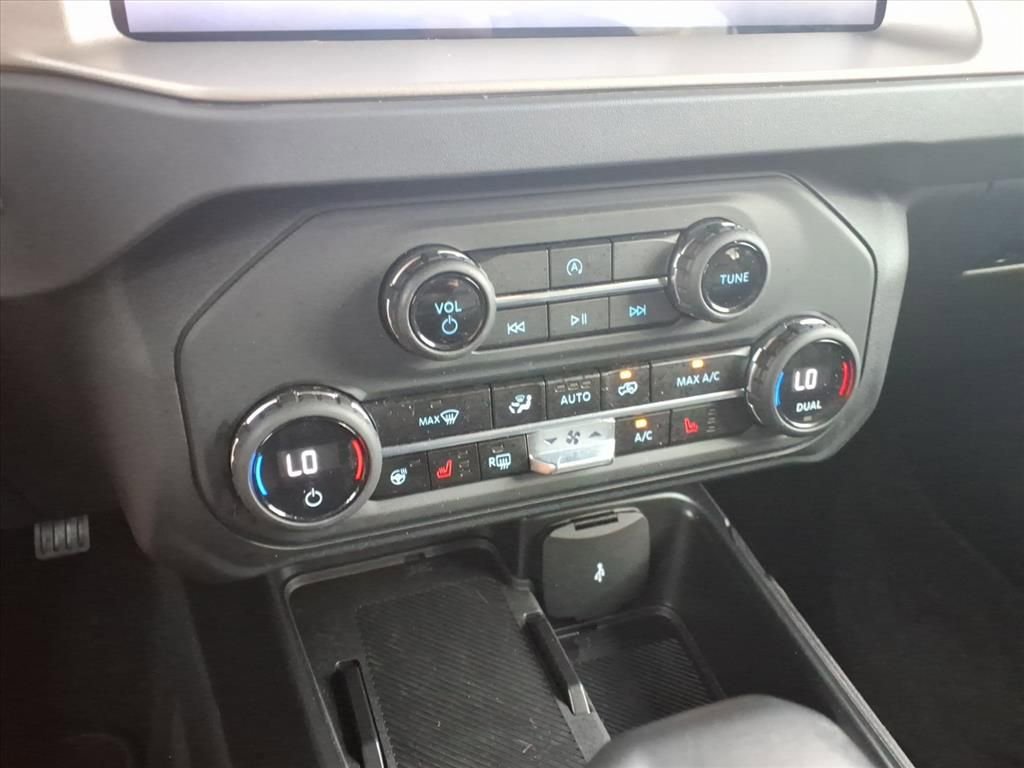 Used 2025 Ford Bronco Outer Banks image 25