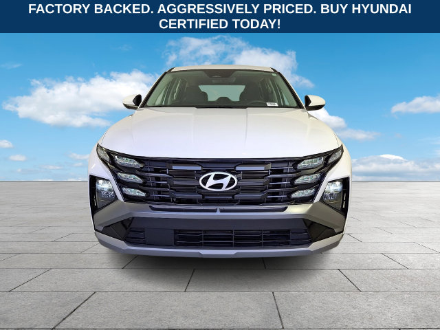 Certified 2025 Hyundai Tucson SE FWD image 3