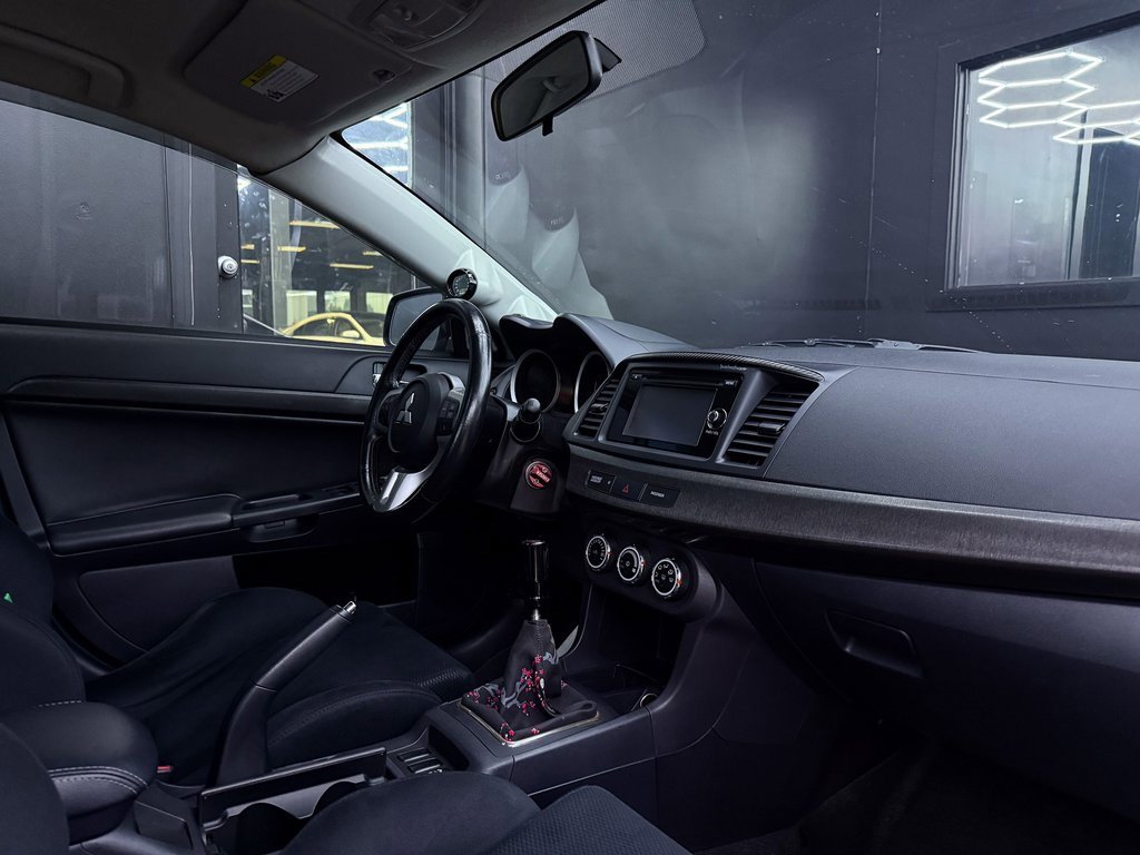 Used 2014 Mitsubishi Lancer Evolution GSR image 23