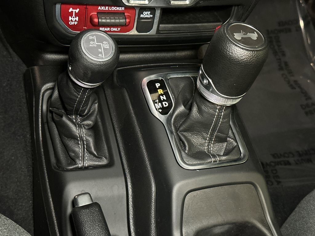 Used 2024 Jeep Wrangler Unlimited image 26