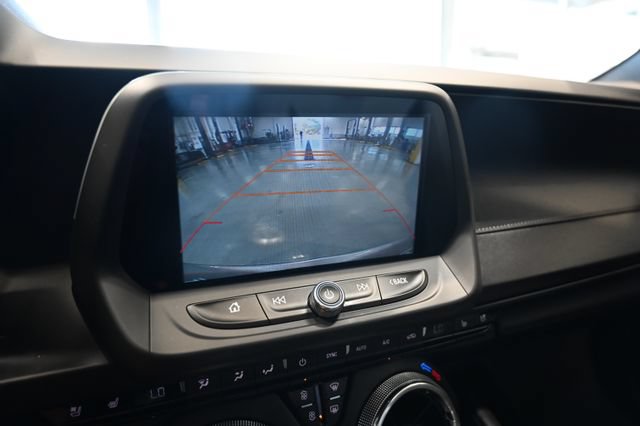 Used 2017 Chevrolet Camaro SS RWD image 20