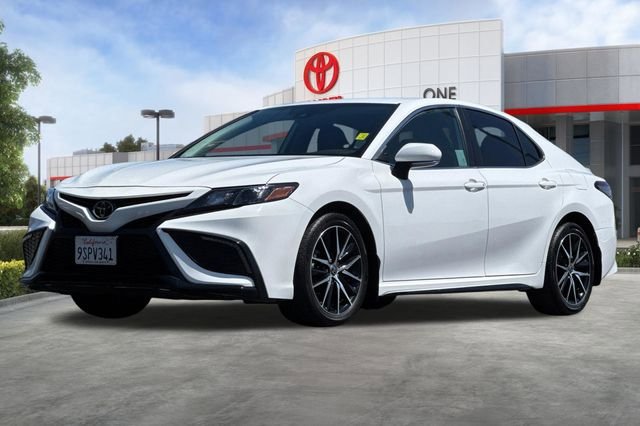 Certified 2023 Toyota Camry SE FWD image 10