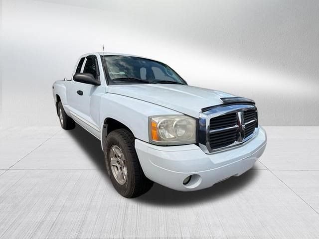 Used 2005 Dodge Dakota Laramie w/ Sport Appearance Group AWD/4WD image 7
