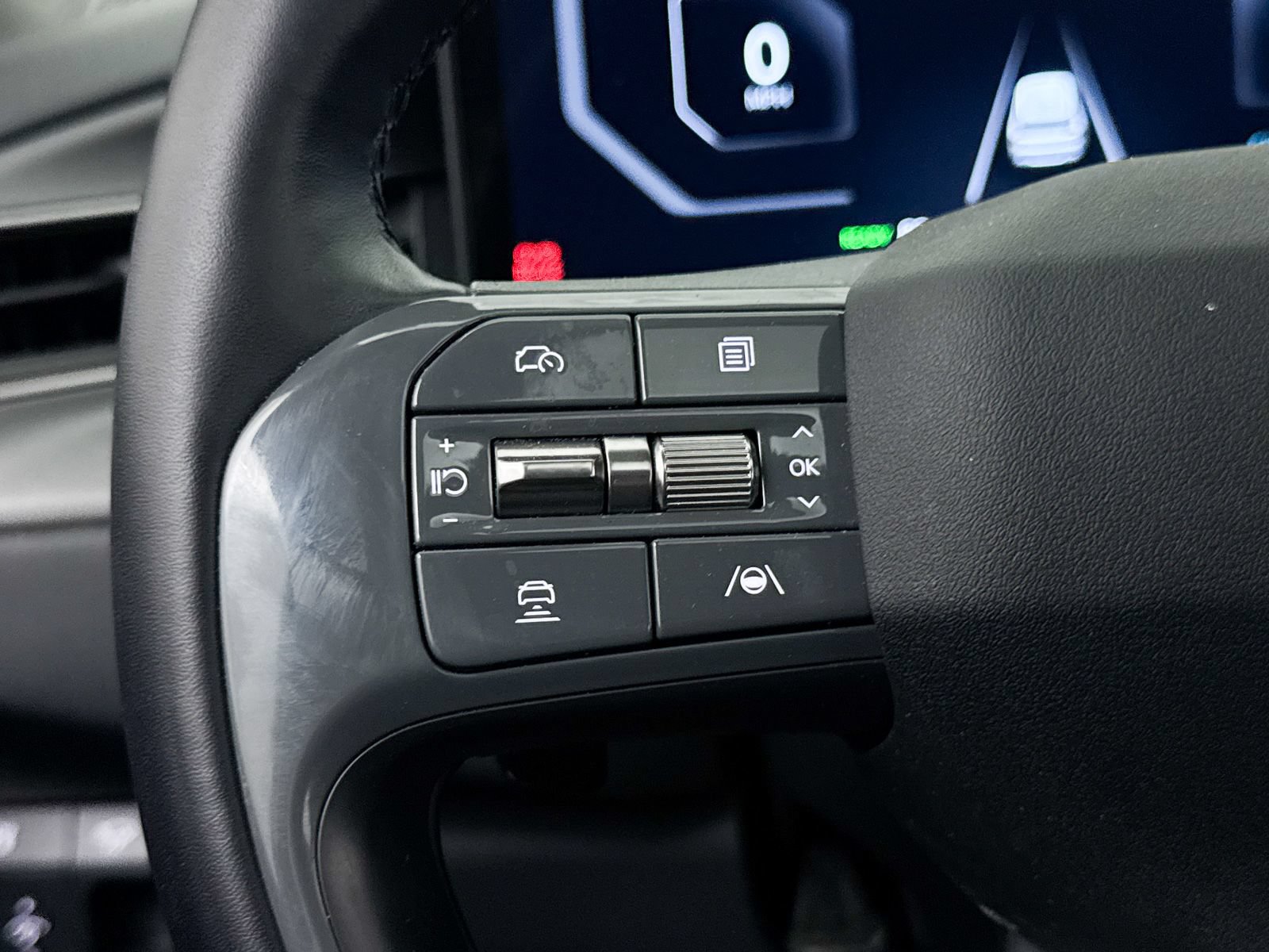 Certified 2024 Kia EV9 Wind AWD/4WD image 36