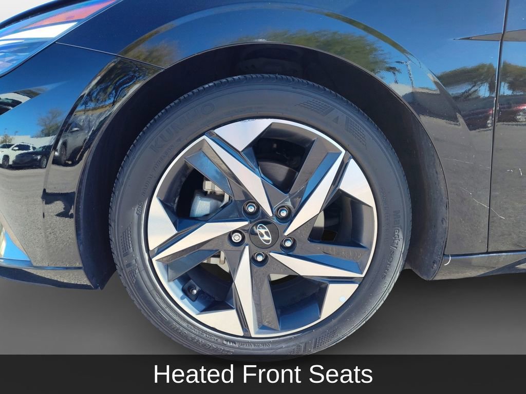 Used 2023 Hyundai Elantra Limited w/ Cargo Package image 12