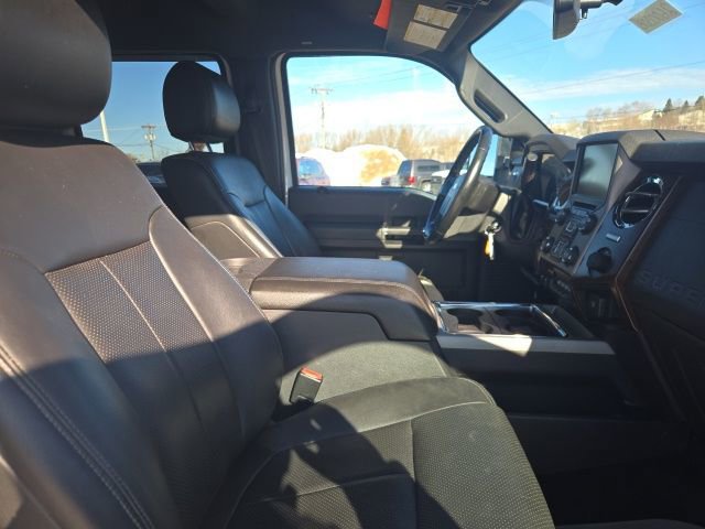 Used 2015 Ford F350 Lariat AWD/4WD image 36
