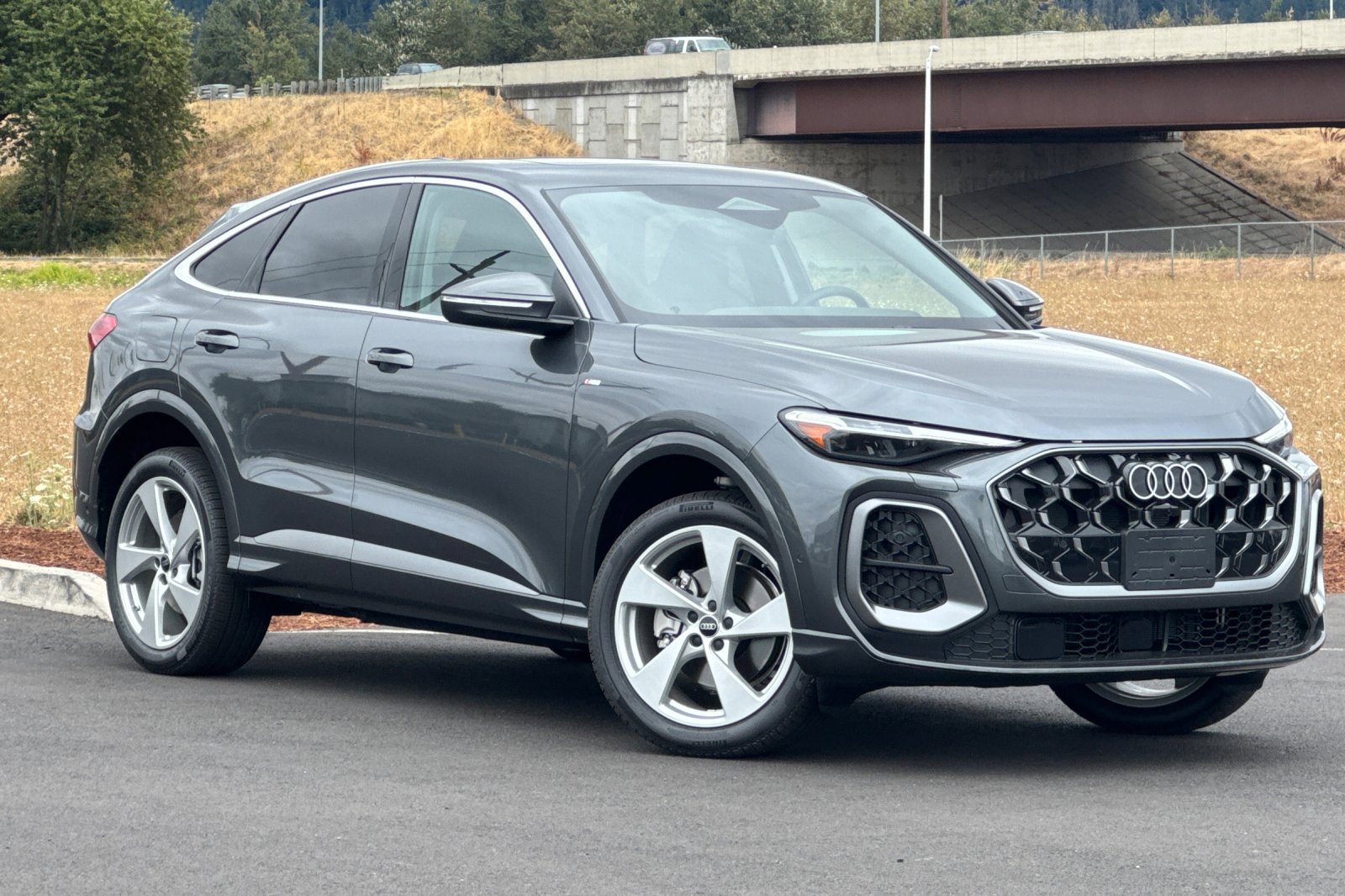 New 2025 Audi Q5 Premium Plus image 1